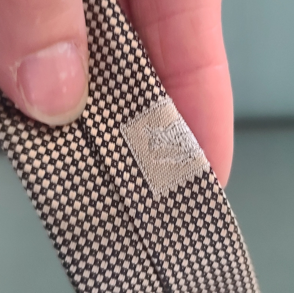 Burberry's London Made In Italy Rare Shiny Tan And Black Microcheck Tie, Silk - Picture 4 of 9